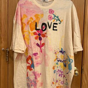 Love Tee